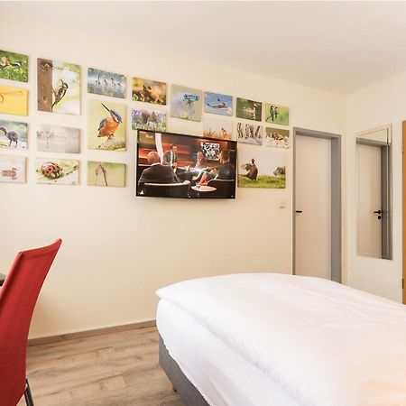 Hotel & Wirtshaus Hansen Bergisch Gladbach Bagian luar foto